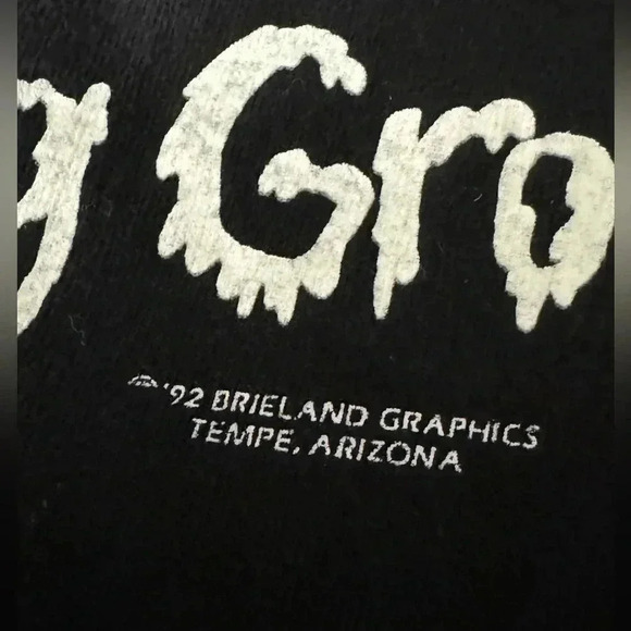 VTG 1992 Glow in the Dark Halloween Spooky Single Stich Tshirt XL Ghosts Unisex - Picture 3 of 11